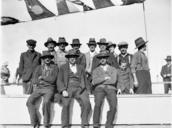 SLNSW 7149 Group of thirteen workmen who built the tugboat.jpg