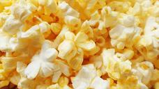 popcorn-snack-food-buttered-pop-888003.jpg