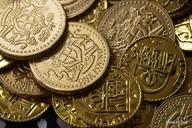 bitcoin-coins-gold-money-currency-283611.jpg