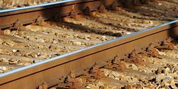 track-ties-railroad-tracks-gravel-664908.jpg