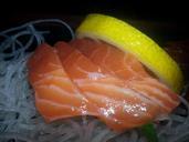 sushi-sashimi-japanese-food-salmon-708449.jpg