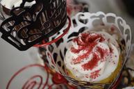 cupcake-holiday-food-dessert-cake-1069182.jpg