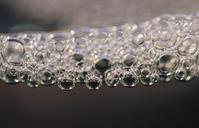 bubbles-liquid-macro-934055.jpg