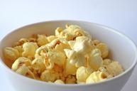 popcorn-fast-food-movie-cinema-390293.jpg