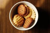 cookies-food-bright-warm-biscuits-572433.jpg