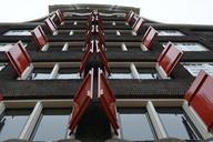 shutters-red-dordrecht-house-canal-1290939.jpg