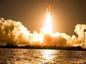 discovery-space-shuttle-liftoff-596754.jpg