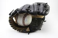 Baseball_glove.jpg