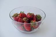 strawberry-berry-red-354055.jpg