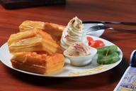 afternoon-tea-waffles-ice-cream-799036.jpg