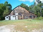 barn-slightly-used-rustic-cottage-997095.jpg