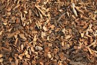 wood-chips-wood-chips-chopped-567572.jpg