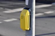 traffic-light-signal-traffic-button-876062.jpg