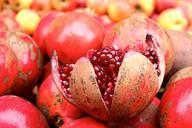 pomegranate-fruit-pomegranates-1028695.jpg