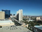 las-vegas-view-desert-hotels-943988.jpg