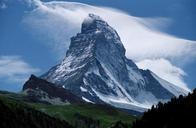 matterhorn-peak-alps-mountains-572658.jpg