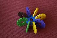 plug-flower-toys-stacking-game-232585.jpg