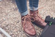 hipster-shoes-scene-walk-step-863121.jpg