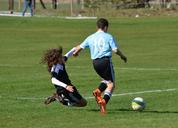 soccer-tackle-defense-team-pitch-1308443.jpg