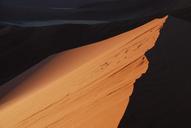 dune-sand-desert-contrast-ridge-509241.jpg