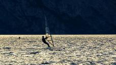 wind-surfing-water-sports-wind-1620433.jpg