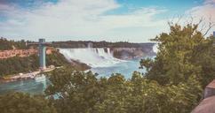 Large_Waterfall_On_River_With_Boat_And_Viewpoint.jpg