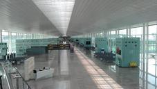 airport-barcelona-terminal-872482.jpg