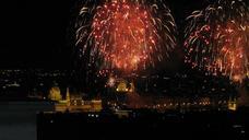 budapest-holiday-fireworks-78803.jpg