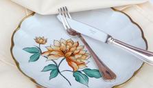 covered-fork-knife-tablecloth-1347931.jpg