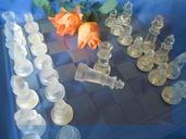 chess-roses-chess-game-chess-pieces-256510.jpg