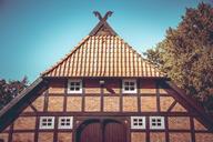 barn-farm-hut-home-old-window-463460.jpg