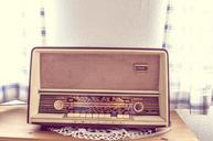 tube-radio-radio-old-speakers-338511.jpg