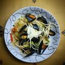 seafood-clams-mussels-spaghetti-925264.jpg