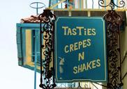 cafe-crepes-sign-vintage-blue-1575319.jpg