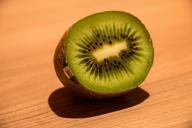 kiwi-fruit-green-vitamins-fruits-1118872.jpg