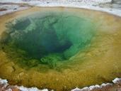 geyser-yellowstone-national-park-740716.jpg