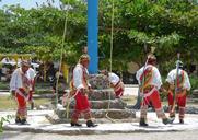 mexico-voladores-traditions-mast-549414.jpg