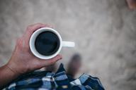 coffee-mug-person-holding-cup-828885.jpg