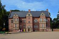 castle-manor-house-family-farm-1507712.jpg