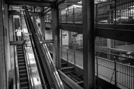 subway-metro-escalator-station-1681206.jpg