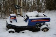 snow-lawn-lawn-mowers-riding-mower-571471.jpg