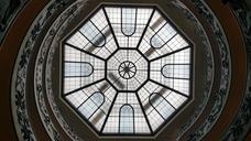 vatican-museum-staircase-skylight-1128855.jpg