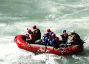 raft-whitewater-raft-boat-teamwork-1429872.jpg