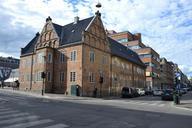 oslo-norway-city-downtown-496623.jpg