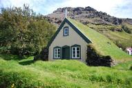 iceland-church-serenity-1354373.jpg