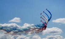 airshow-jets-formation-stunt-321086.jpg