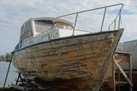 boat-repair-maintenance-vessel-573541.jpg