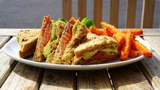 sandwich-food-meal-lunch-lettuce-1643653.jpg