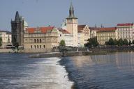 prague-vltava-river-city-647969.jpg