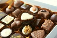 chocolates-food-candy-calories-491165.jpg